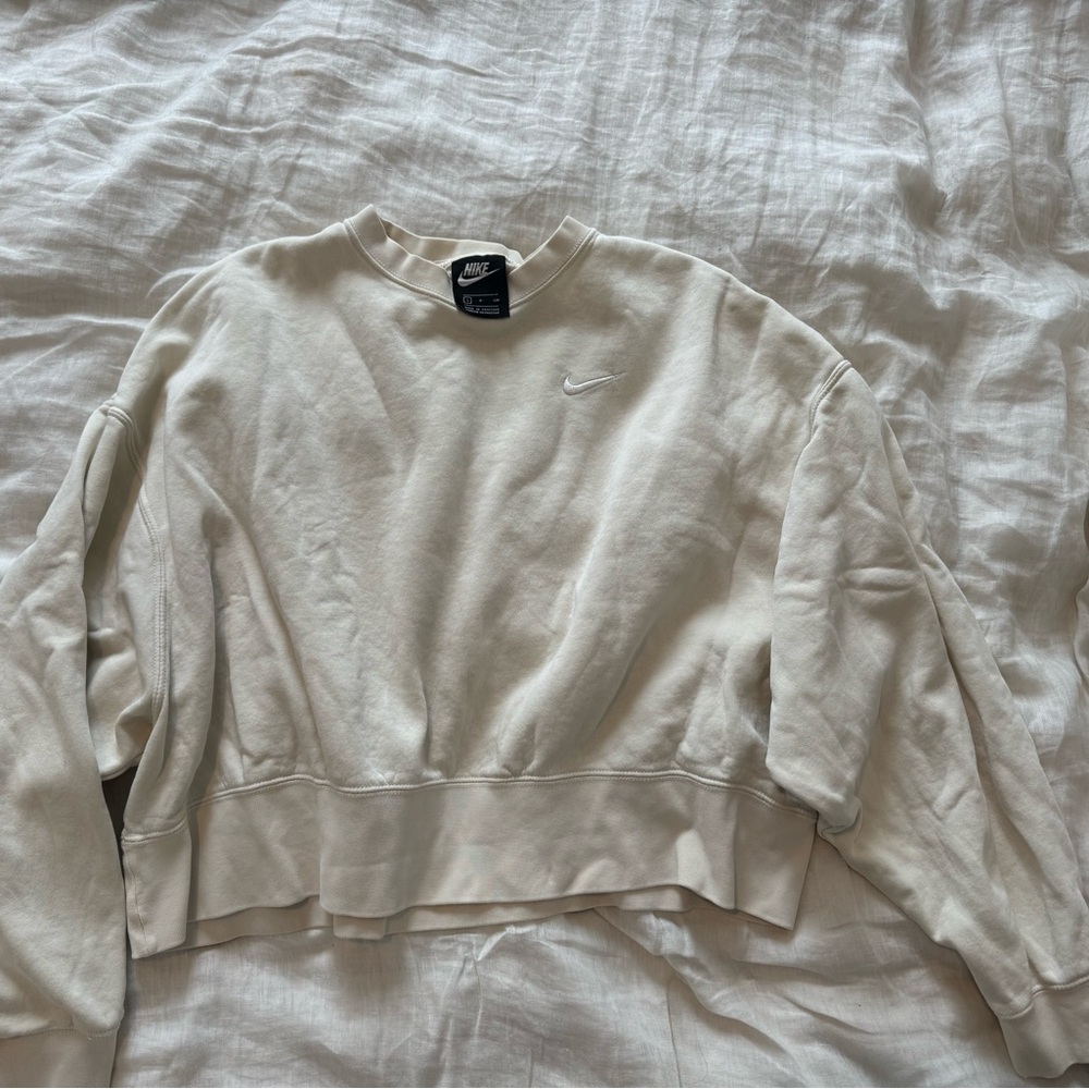 Nike beige crew neck